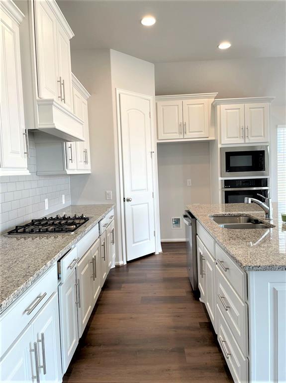 Building Photo - 156 Santa Maria St