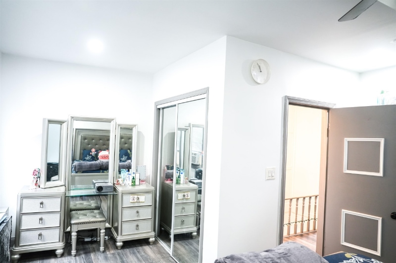 Building Photo - 134 Broadway