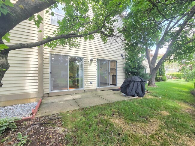 Building Photo - 1839 Prentiss Dr