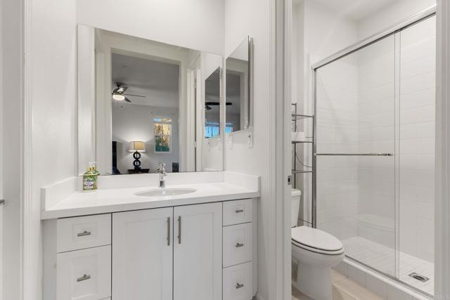 Building Photo - 1316 Vista Ave