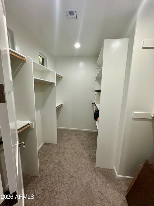 Building Photo - 2612 S 336th Ave