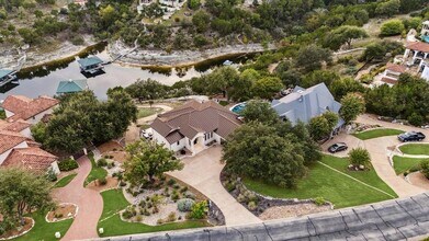 Building Photo - 17813 Kingfisher Ridge Dr