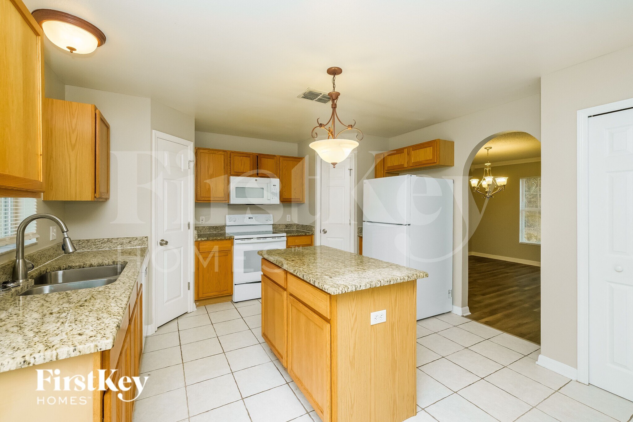 Building Photo - 6430 Gondola Dr