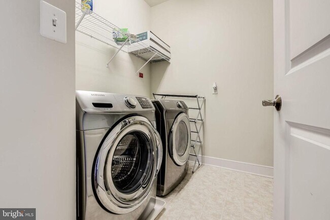 Building Photo - 1224 Main Line Blvd