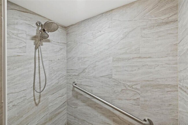 Building Photo - 5950 Pelican Bay Plaza S