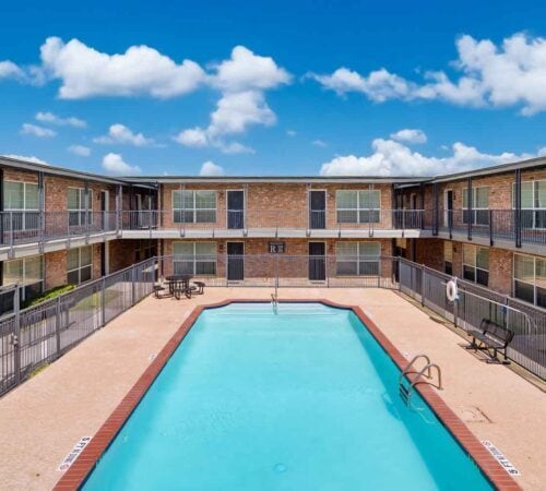 Building Photo - The Reserve at White Oak