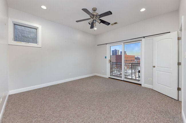 Building Photo - 31 E 26th St