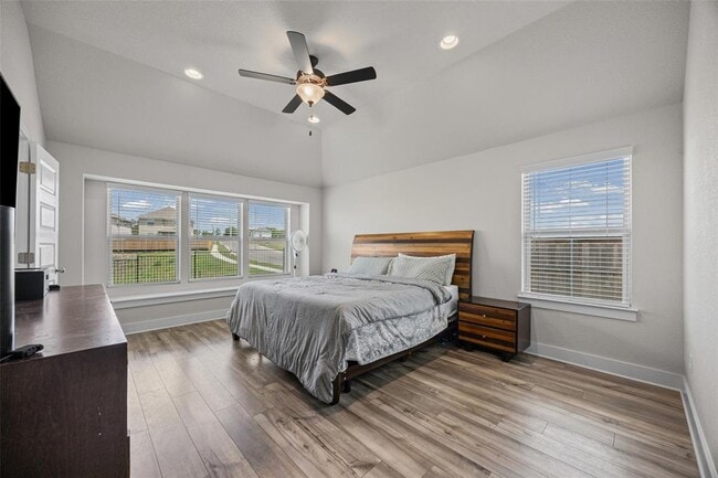 Building Photo - 627 Biscayne Bay Bend
