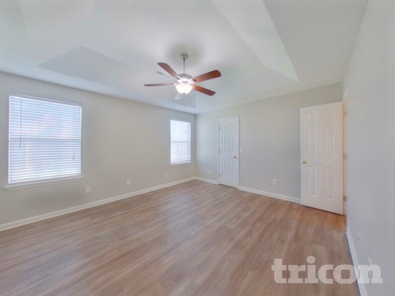 Building Photo - 4 Sweetberry Ct