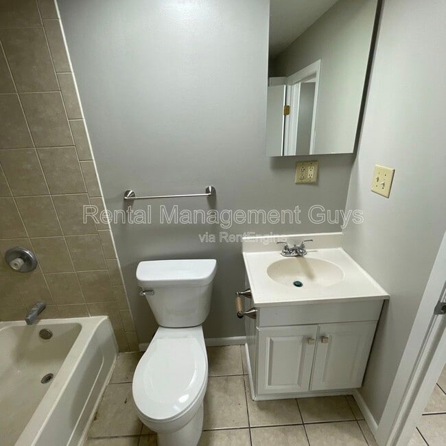 Building Photo - 8229 Halifax Ct N