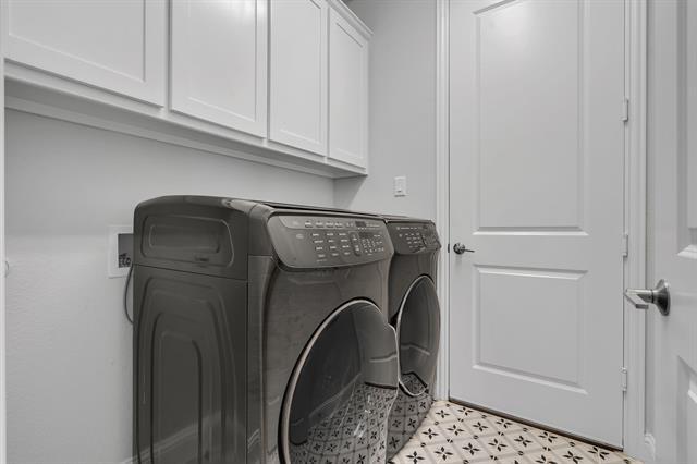 Building Photo - 16128 Harris Hawk St