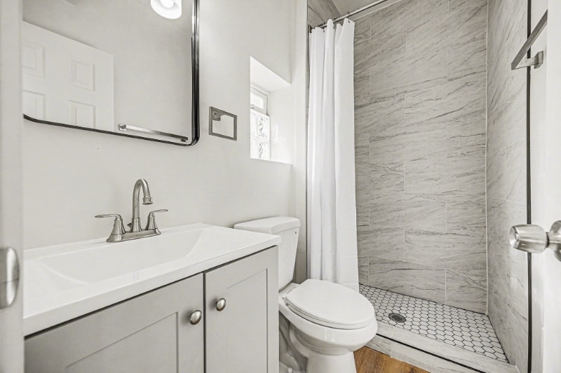 Building Photo - 3337 Reading Rd