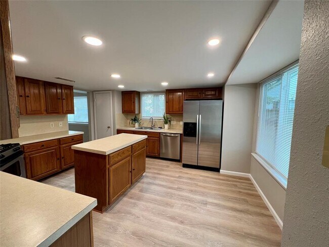 Building Photo - 7704 Palacios Dr