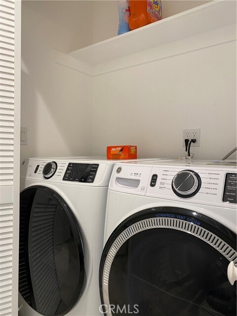 Building Photo - 14992 Stengal St