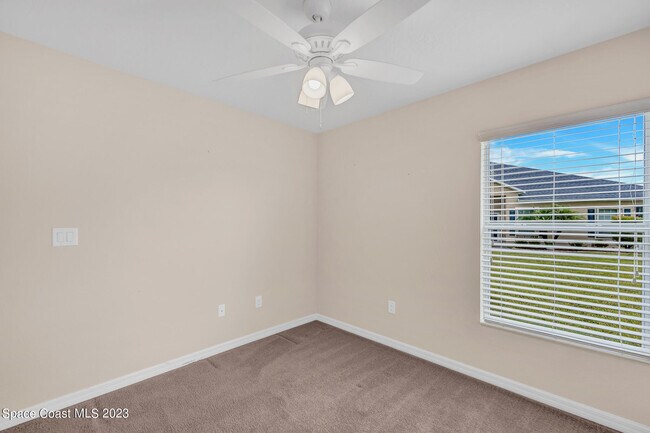 Building Photo - 3496 Bancroft Dr