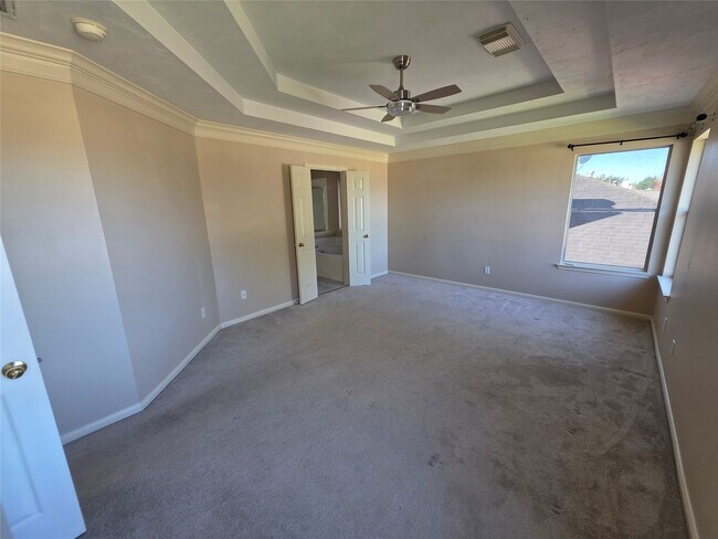 Building Photo - 4815 Knights Branch Dr