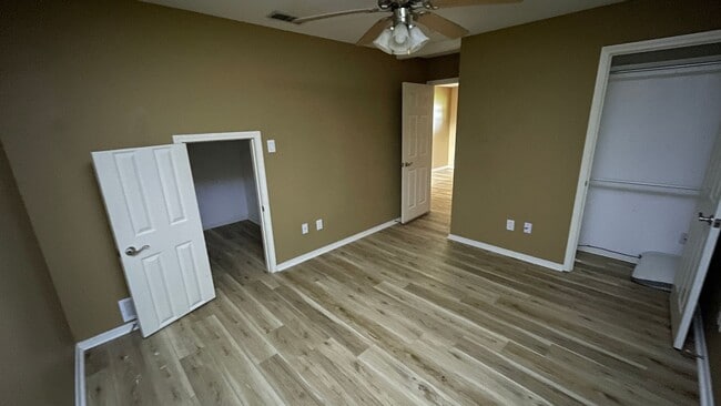 Building Photo - 13823 Harold Dr