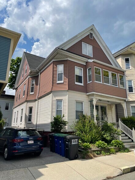 Building Photo - 6 Chandler St