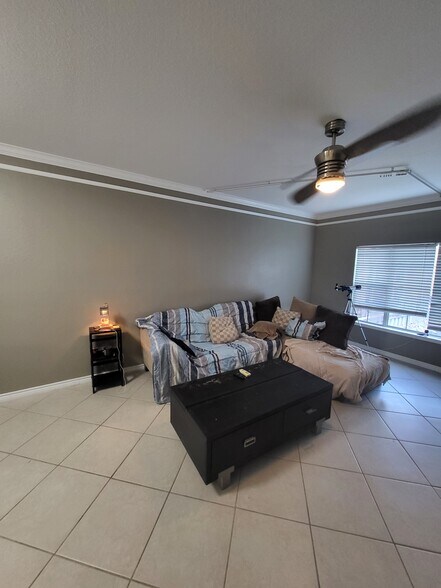 Building Photo - 4333 Bayside Village Dr