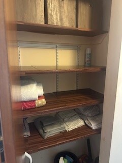 Building Photo - 252 Douglas St