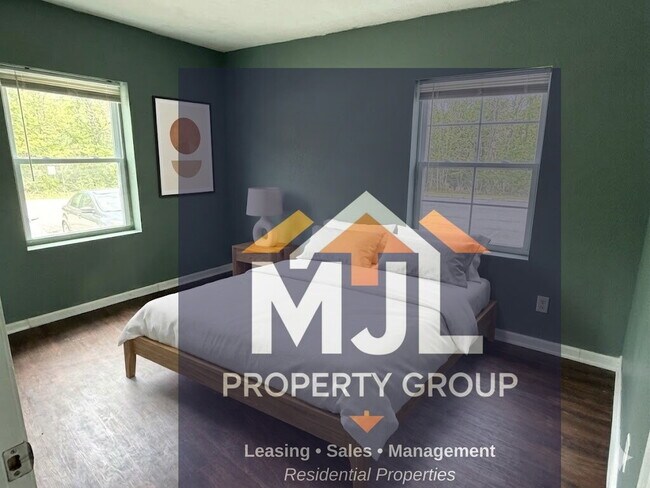 Building Photo - Spacious 3 Bedroom / 1 Bath Apartment in Sugar Creek *Ready Now*