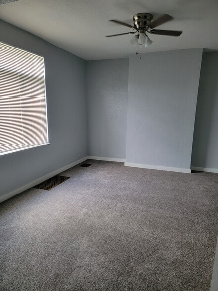 Dinning Room - 2258 Almont St