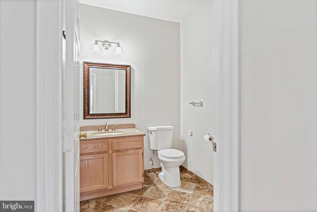 Building Photo - 14300 Rosy Ln