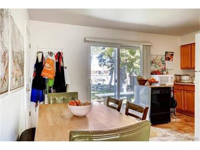 Building Photo - 3111 W 95th Ave
