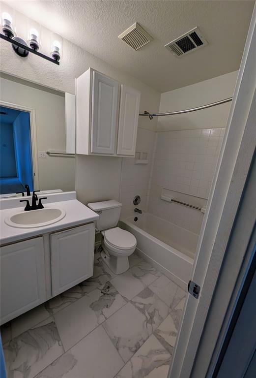Building Photo - 1209 Amberwood Loop