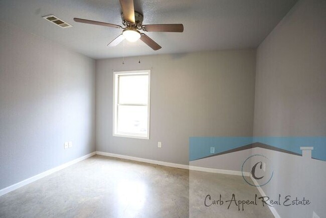 Building Photo - 2-bedroom, 2 bath apartment recently built apartment in Trumann includes washer/dryer!!