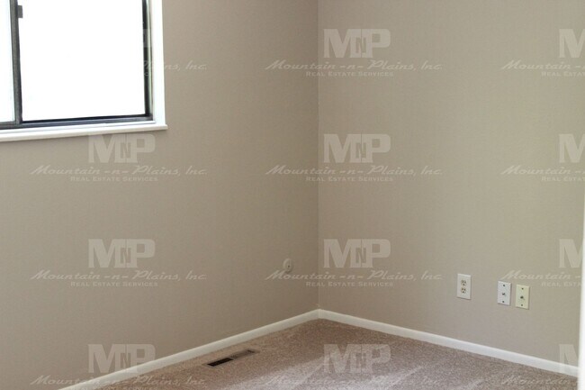 Building Photo - 2611 Cherly St