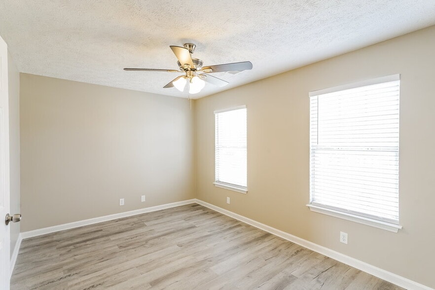 Building Photo - 109 Meigs Dr