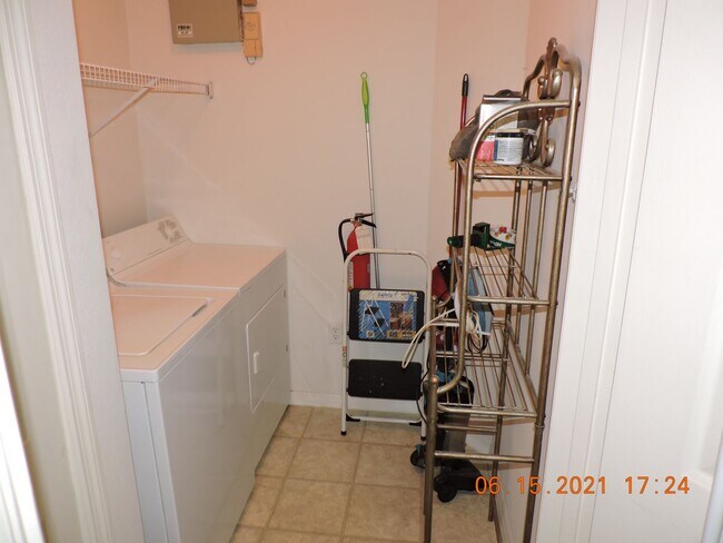 Building Photo - 1BD/1BA FURNISHED CONDO at CYPRESS FAIRWAYS