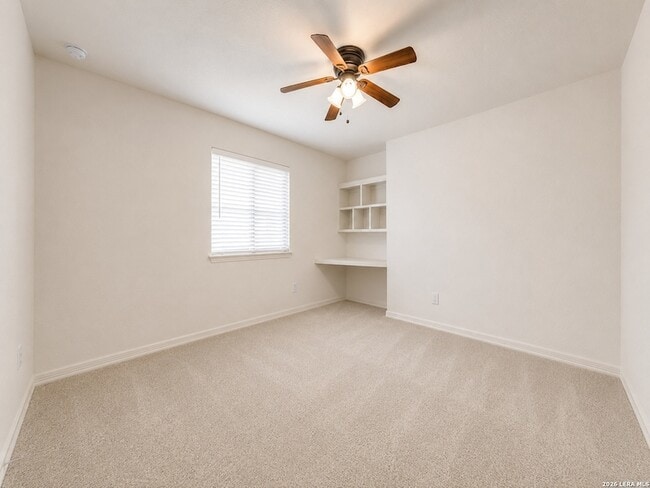 Building Photo - 164 Autumn Ridge