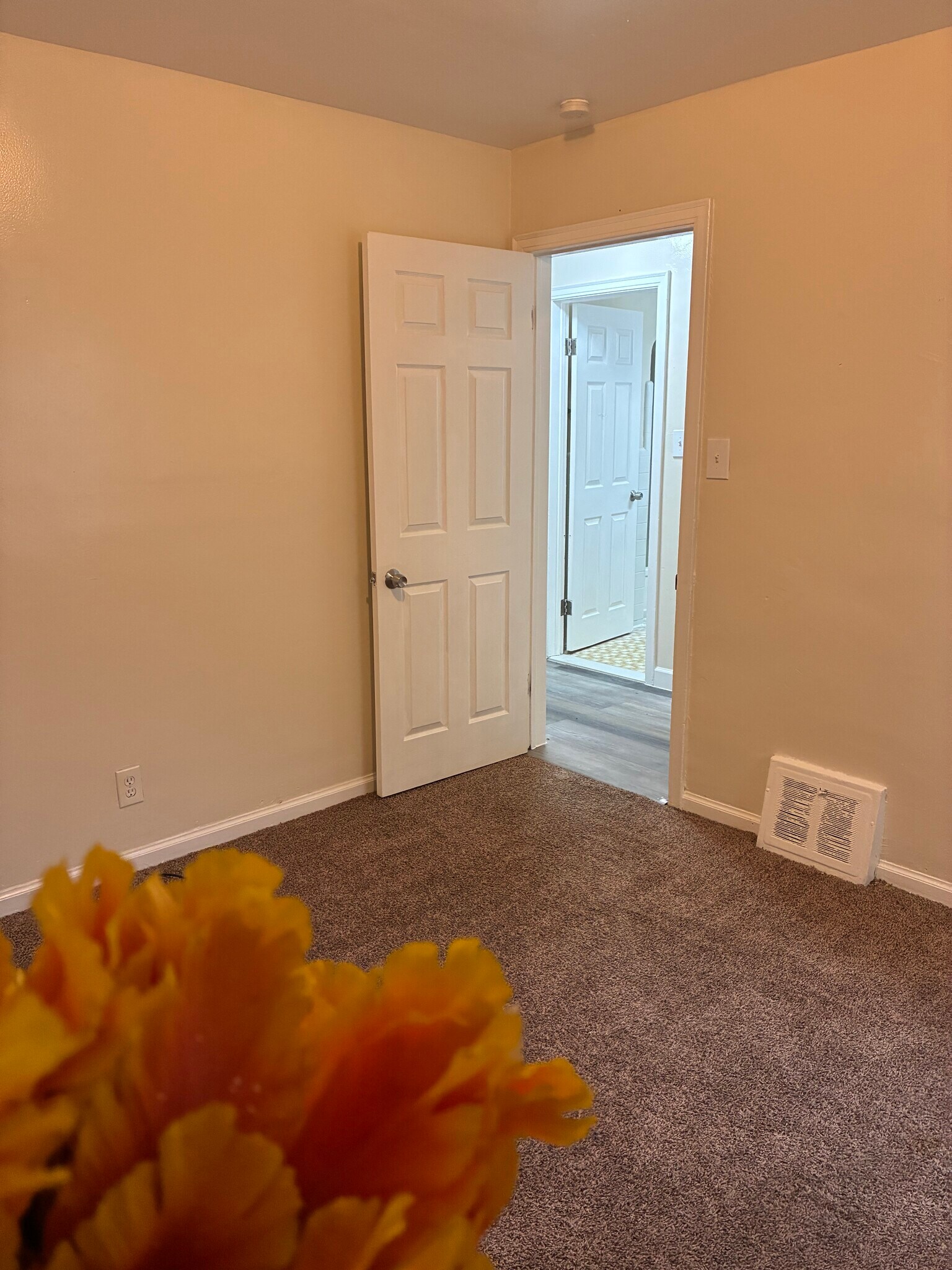 Building Photo - 13679 Bringard Dr