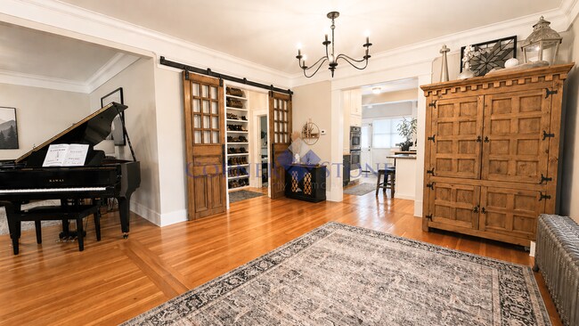 Building Photo - Stunning Home In Desired Boise Location!