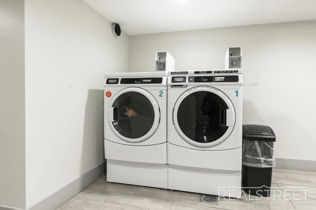 Building Photo - Stunning NEW 2 BED in Cobble Hill!