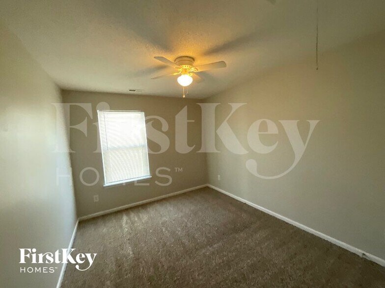 Building Photo - 5026 Oak Pasture Ln