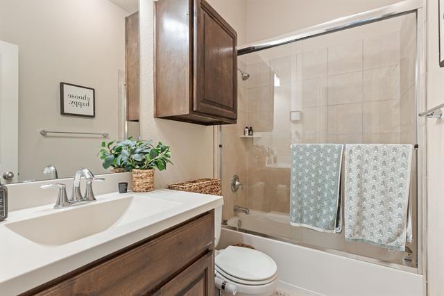 Building Photo - 2844 Lacompte Dr