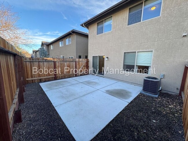 Building Photo - 1336 Saltern Dr