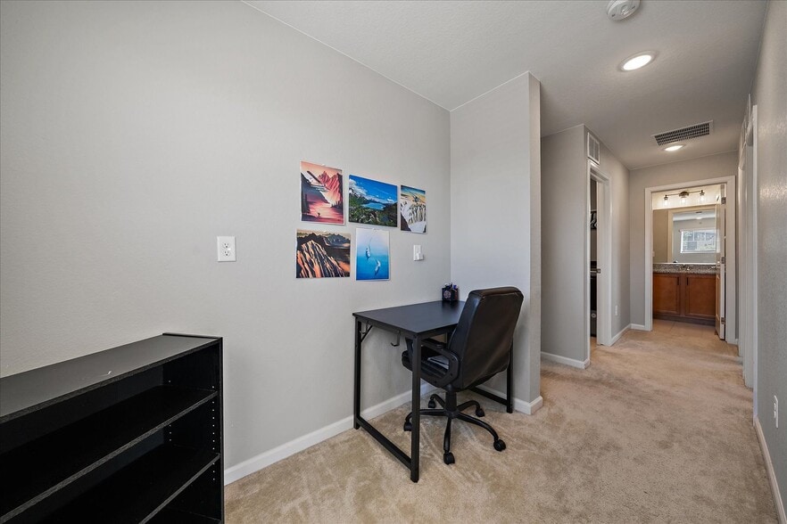 Landing upstairs - 16836 E 118th Dr
