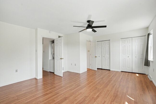 Building Photo - 54 N 62nd St