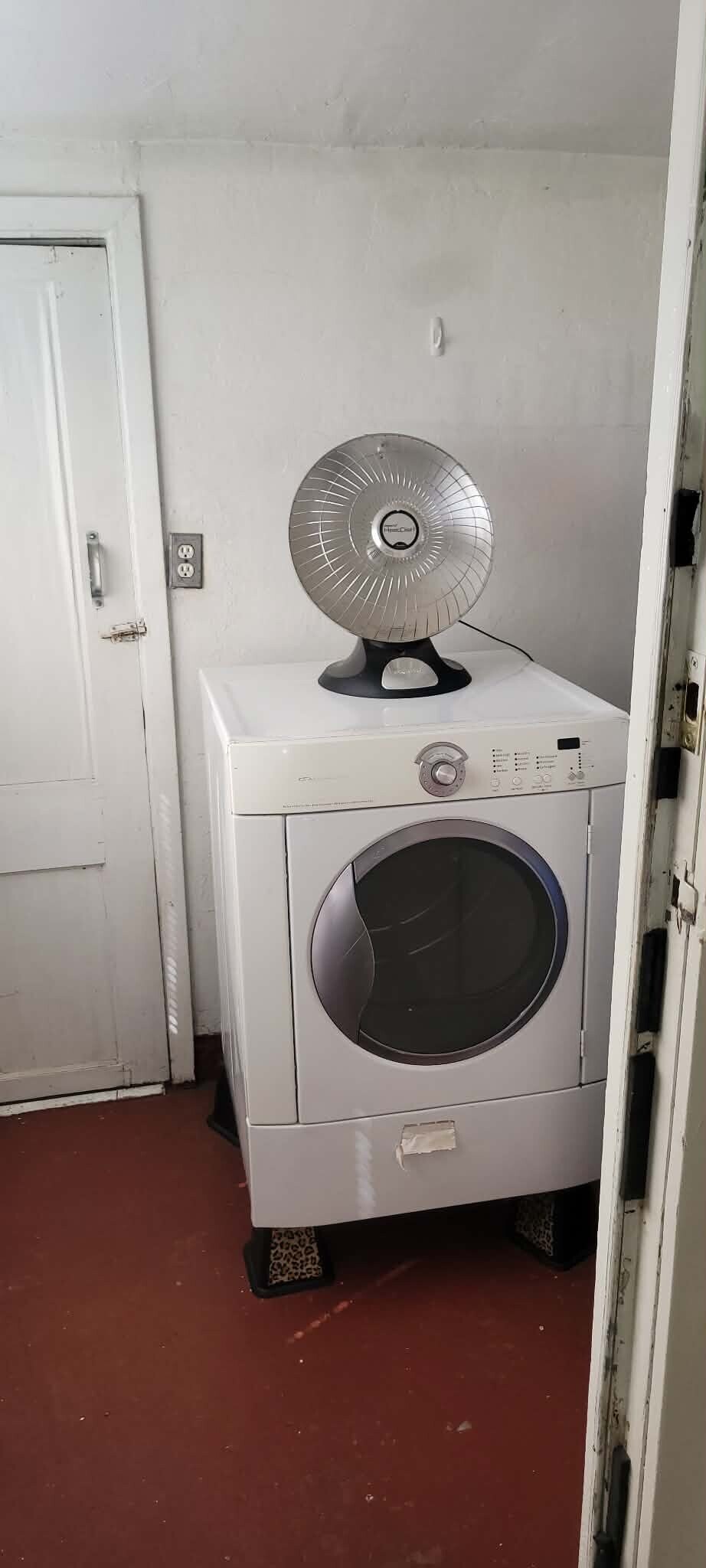 Building Photo - 816 W Marlette St