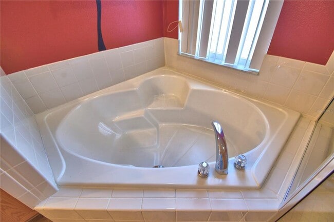 Building Photo - 439 Churchill Ct