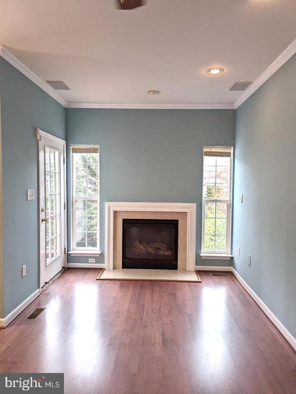 Building Photo - 14173 HUNTERS Way
