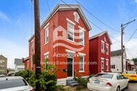 Building Photo - 836 Liberty St