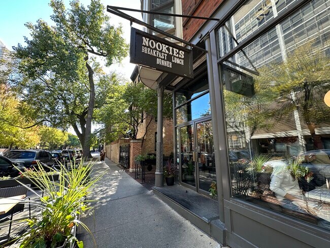 Building Photo - 1707 N Crilly Ct