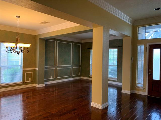 Building Photo - 8825 High Meadows Dr