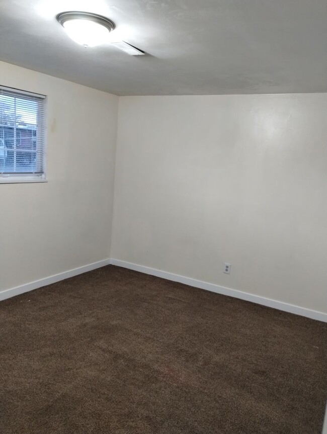 Building Photo - Modern Upgrades in Prime West Valley City ...