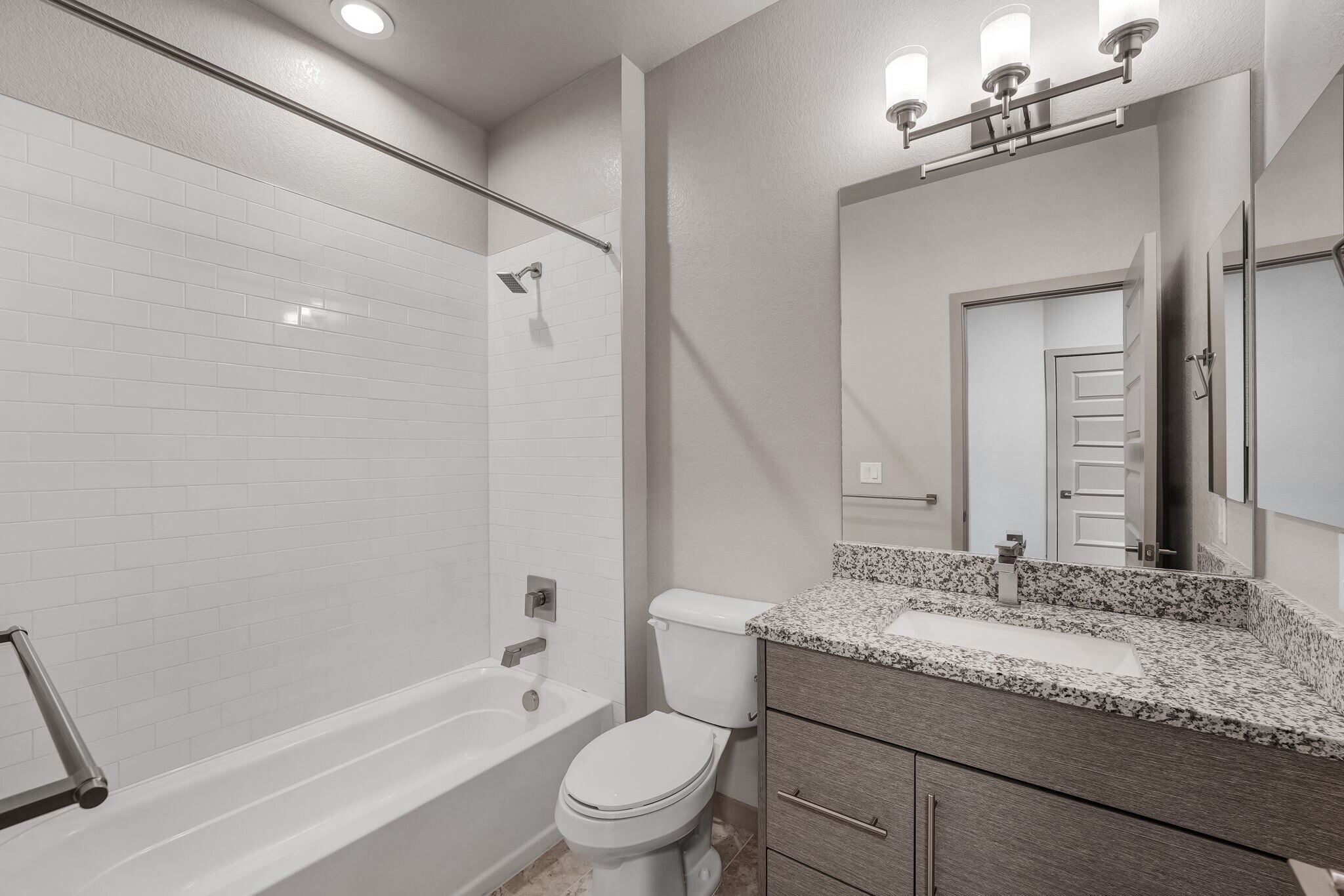 Building Photo - 6388 Nelson Ct